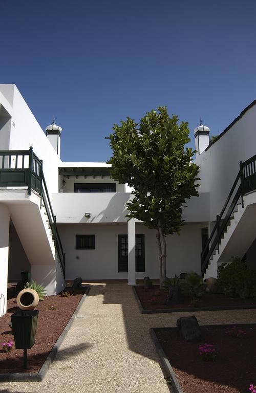 Apartamentos Los Pueblos Puerto del Carmen  Kültér fotó